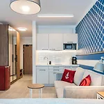 Slaska 12 By Comfort Apartments