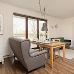 City Center Apartment With Balcony By Noclegi Renters