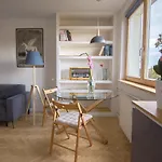 Signe Home