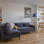Signe Home