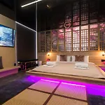 Grey Aqua Secret Apartament