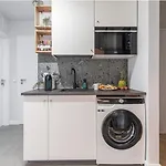 Hip Room - Cozy And Peaceful Place, 12 Minutes From Gdansk Old Town & Seaside