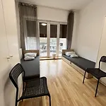 Akita Room