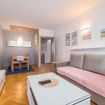 Summer 4 By Grand Apartments
