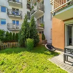 Rodzinny Apartament 3City Z 5 Sypialniami, Parkingiem I Ogrodkiem By Noclegi Renters