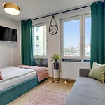 Comfy Studio Wilcza With Parking By Lion Apartments
