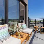 The Motlavian Apartment By Renters Prestige