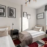 Scala 60E City Center Premium Apartments With Parking By Lion Apartments