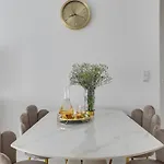 Granaria Premium Suites By Downtown Apartments