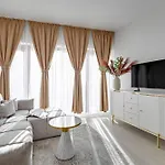 Granaria Premium Suites By Downtown Apartments