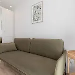 Unique Starowiejska Apartment With Parking By Noclegi Renters