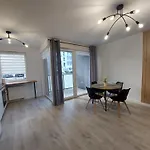 Letnica Cosy Apartment By Bookinghost