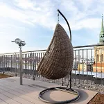 Exclusive Apartment With Parking, Air Conditioning And A Rooftop Terrace In The Centre Of Gdansk By Renters Prestige