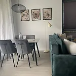 Scala Apartamenty By Moderna Profit- Lakowa 60E Z Parkingiem