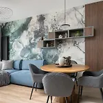 Plaza 41 Seaside Apartment With Roof Terrace And Parking By Lion Apartments