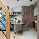 Plaza 41 Seaside Apartment With Roof Terrace And Parking By Lion Apartments