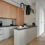 Horizon Sauna & Jacuzzi & Parking 2 By Grand Apartments