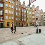 Vintage Apartment Gdansk Old Town By Renters