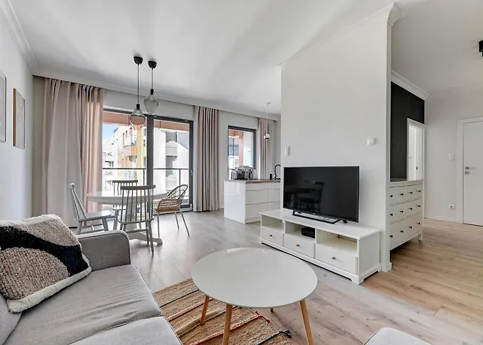 Grand Apartments - Modern Old Town Apartment