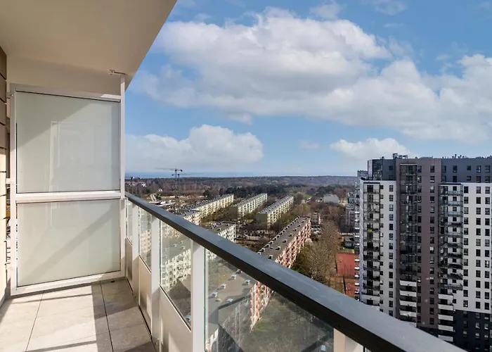 17Th Floor Sea View - Billberry Apartments