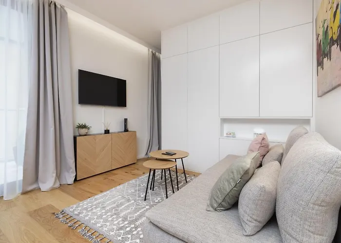 Gdansk Vespa Apartment By Noclegi Renters