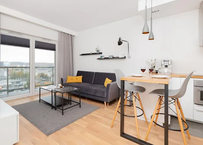 Spacious Apartment Aleja Rzeczypospolitej With Balcony By Noclegi Renters
