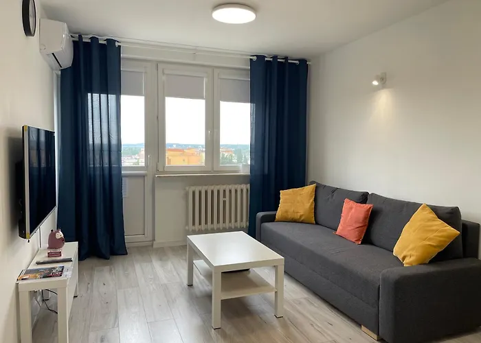 Apartment Old Town And River View