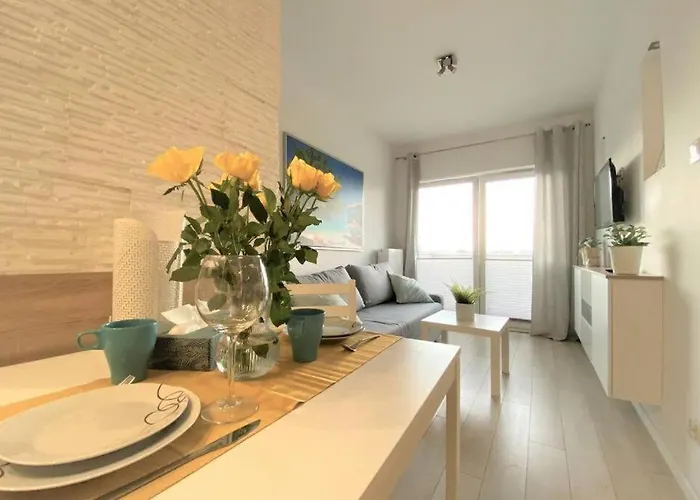 Homely Apartment With Balcony - 3 Km To Baltic Sea