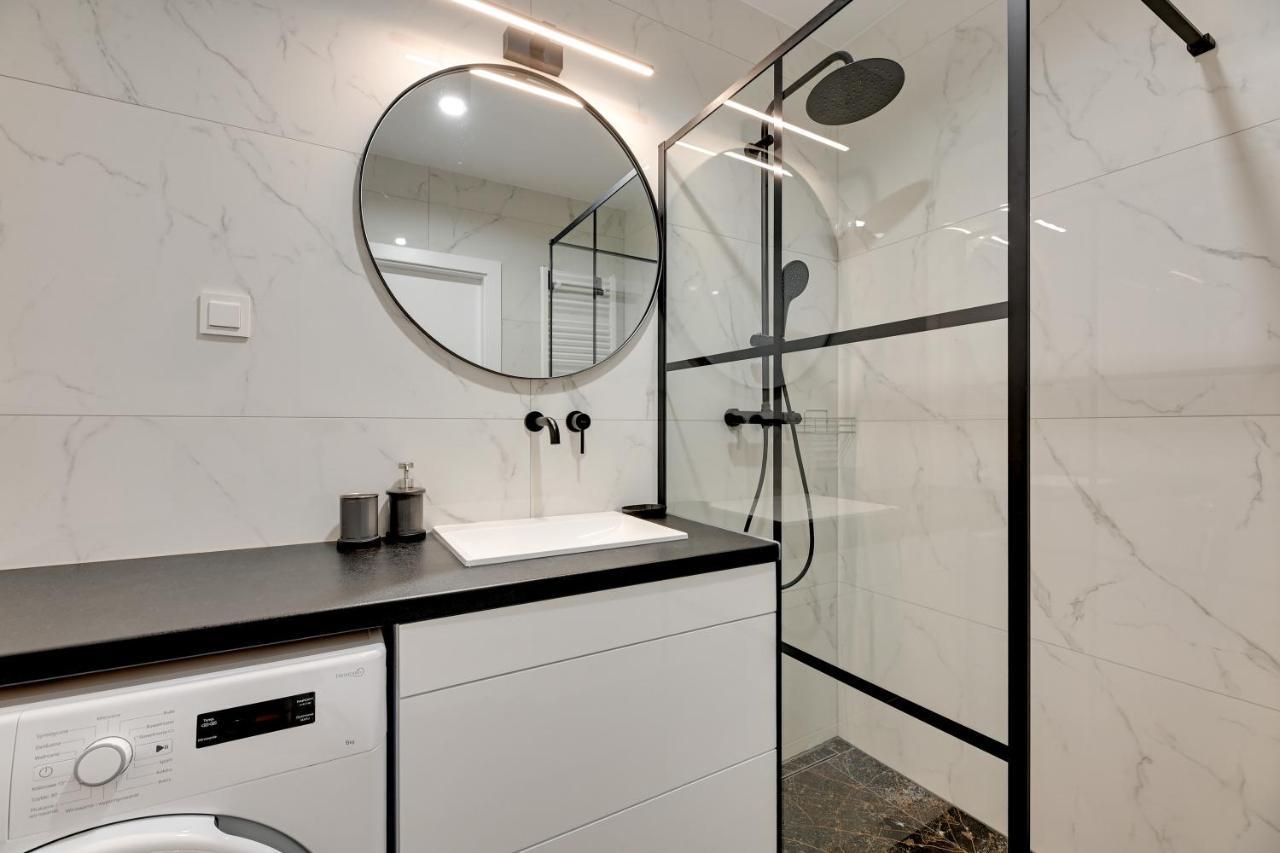 Wave - świętej Barbary 11/60 Apartament