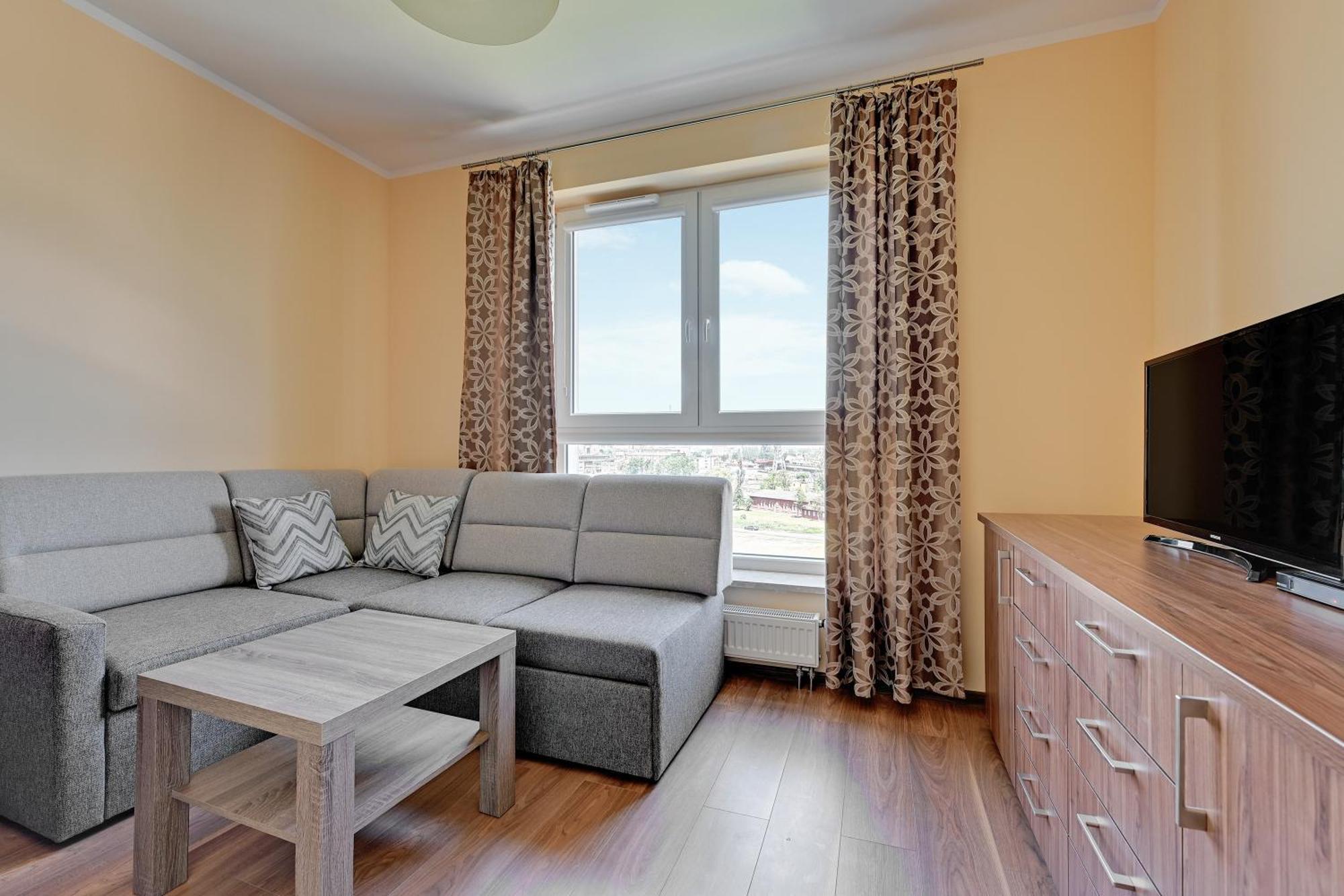 Golden Apartment