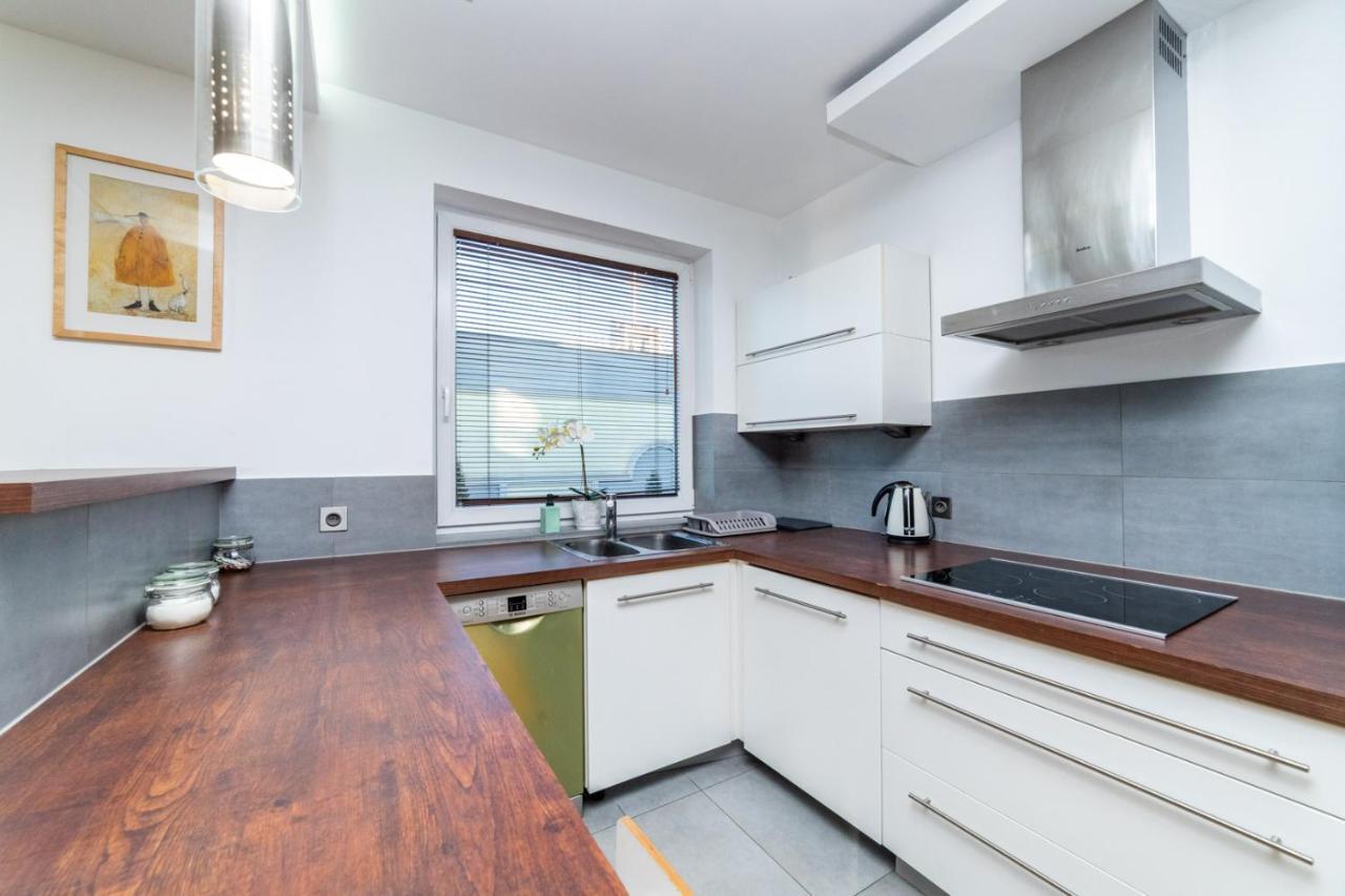 Apartment Grey By Oneapartments
