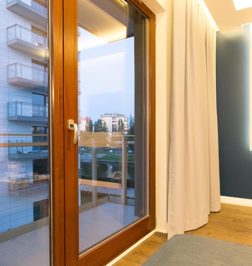 Apartlogy Aura2 78 - Experience Intelligent Living While Travelling Gdansk