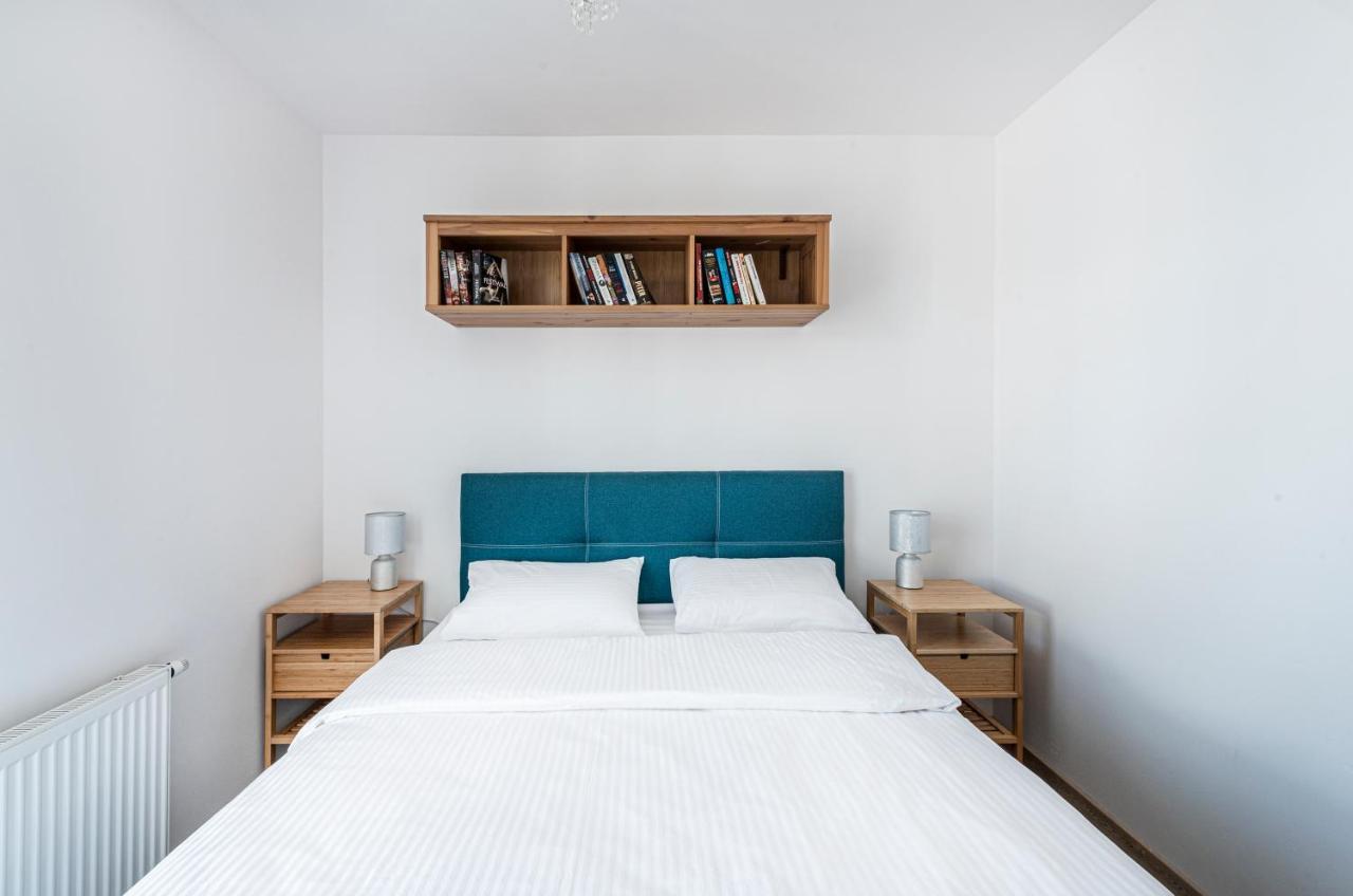 Niebieski Optilocus Apartment