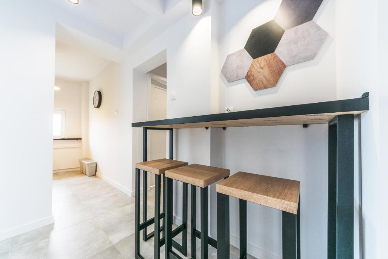House Managers - Przymorze Comfort Apartment Gdansk