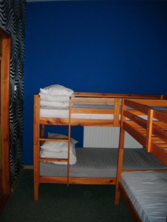 Old Town Hostel *