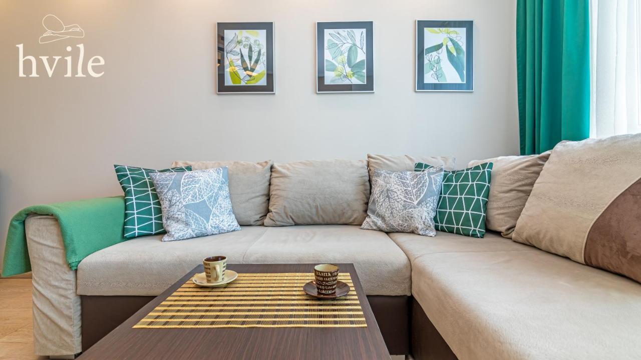 - Jagiellońska 10 Apartament *