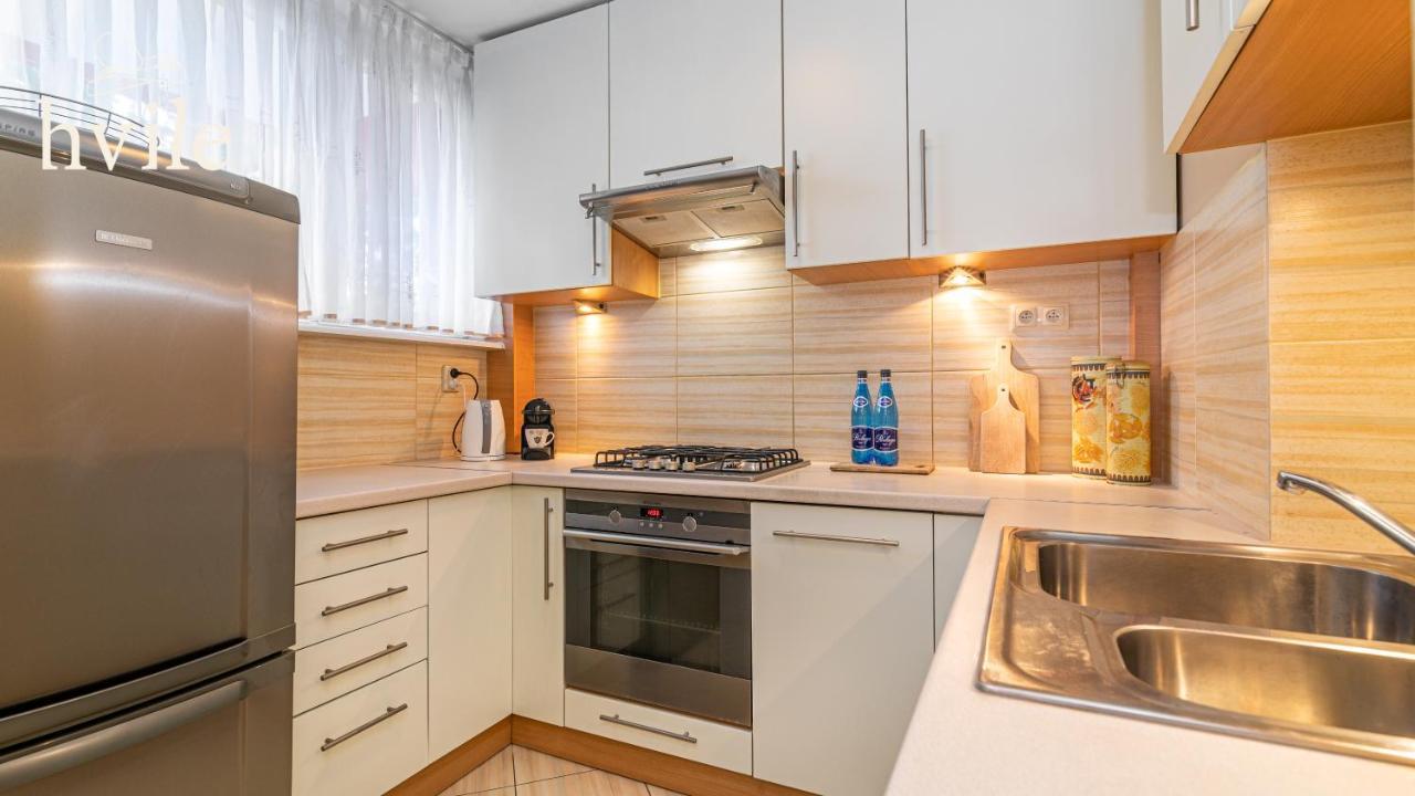- Jagiellońska 10 *