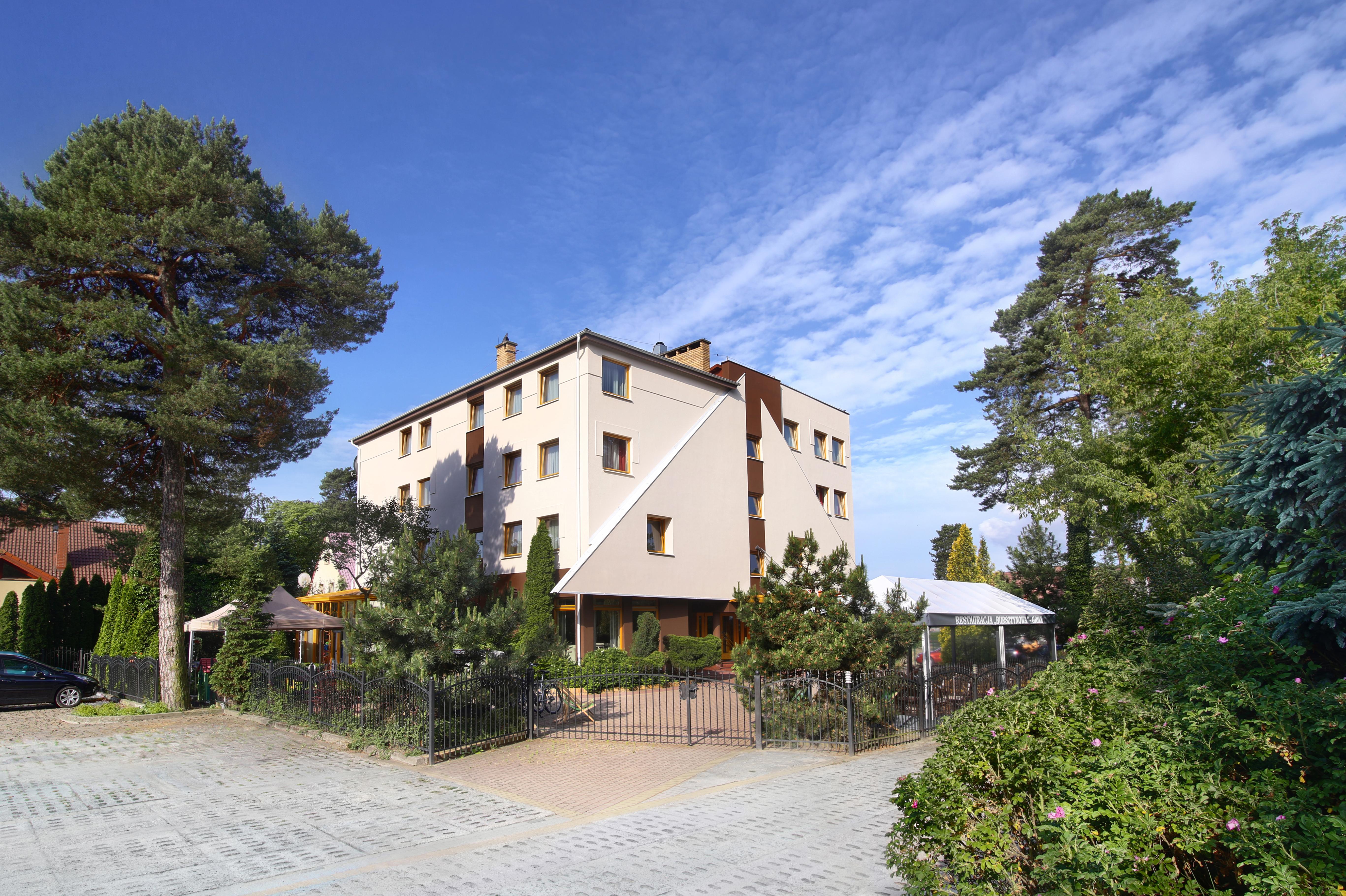 Bartan Seaside Hotel 3*