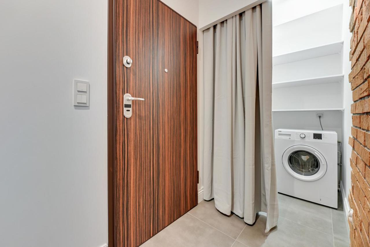 Aura Iii Center By Downtown Apartment Gdansk