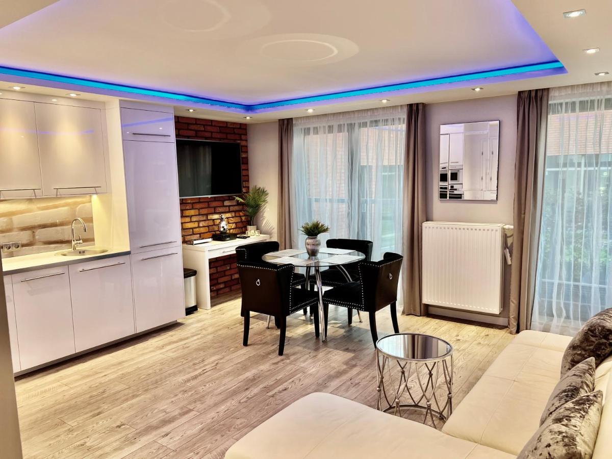 Waterlane By Vivendi *