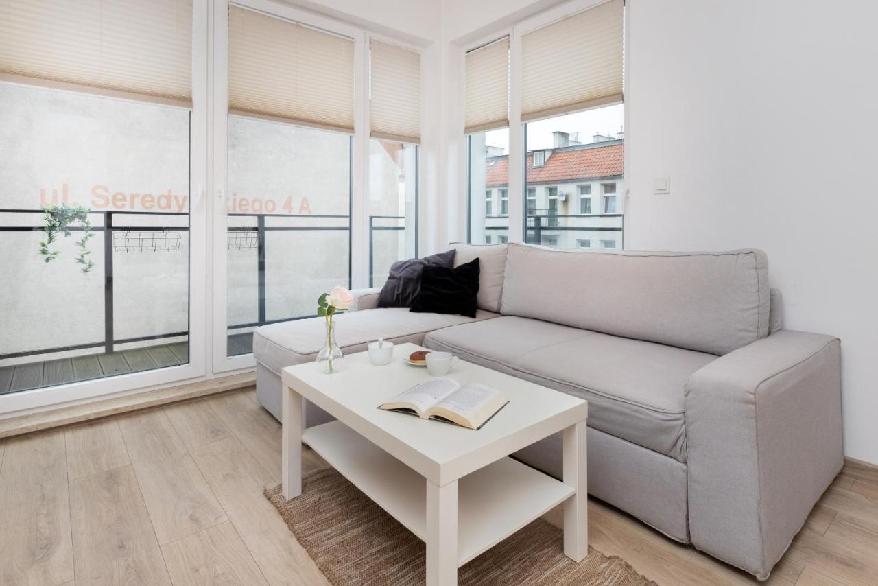 Nowa Grobla Estate Near Starowka By Renters *