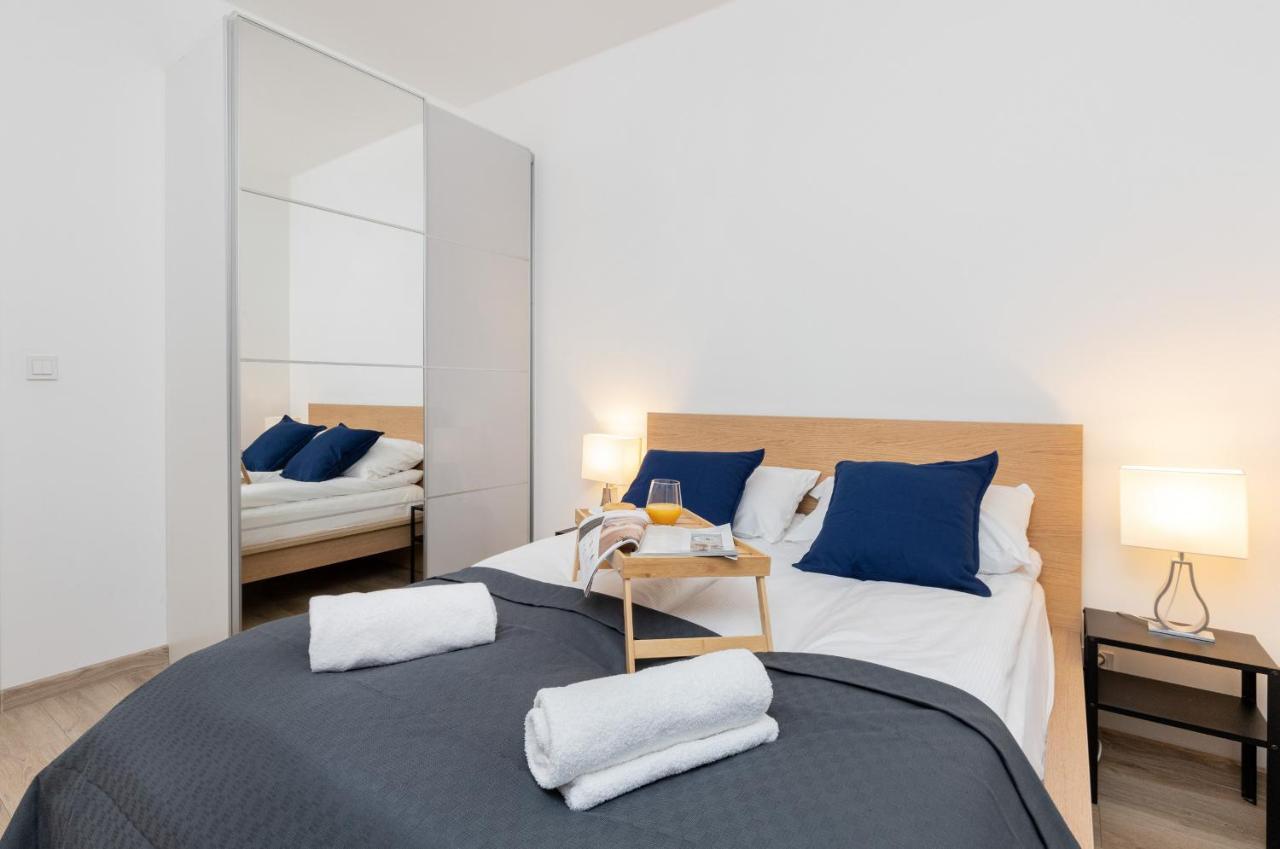 Nowa Grobla Estate Near Starowka By Renters Apartamento