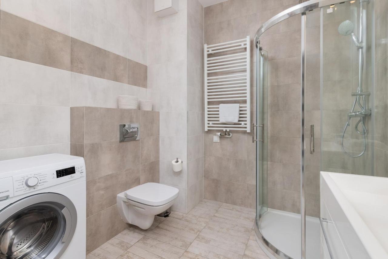 Nowa Grobla Estate Near Starowka By Renters Apartamento *