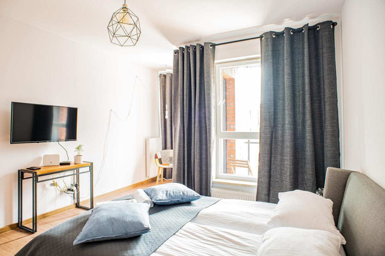Golden Apartment *