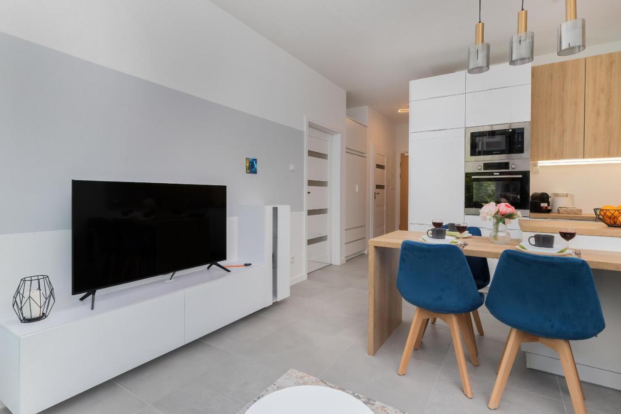 Apartment With Terrace And Gym