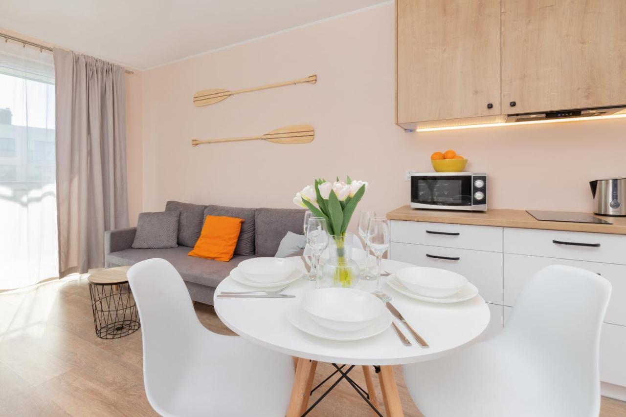 Osiedle Latarnikow With Parking By Renters Leilighet