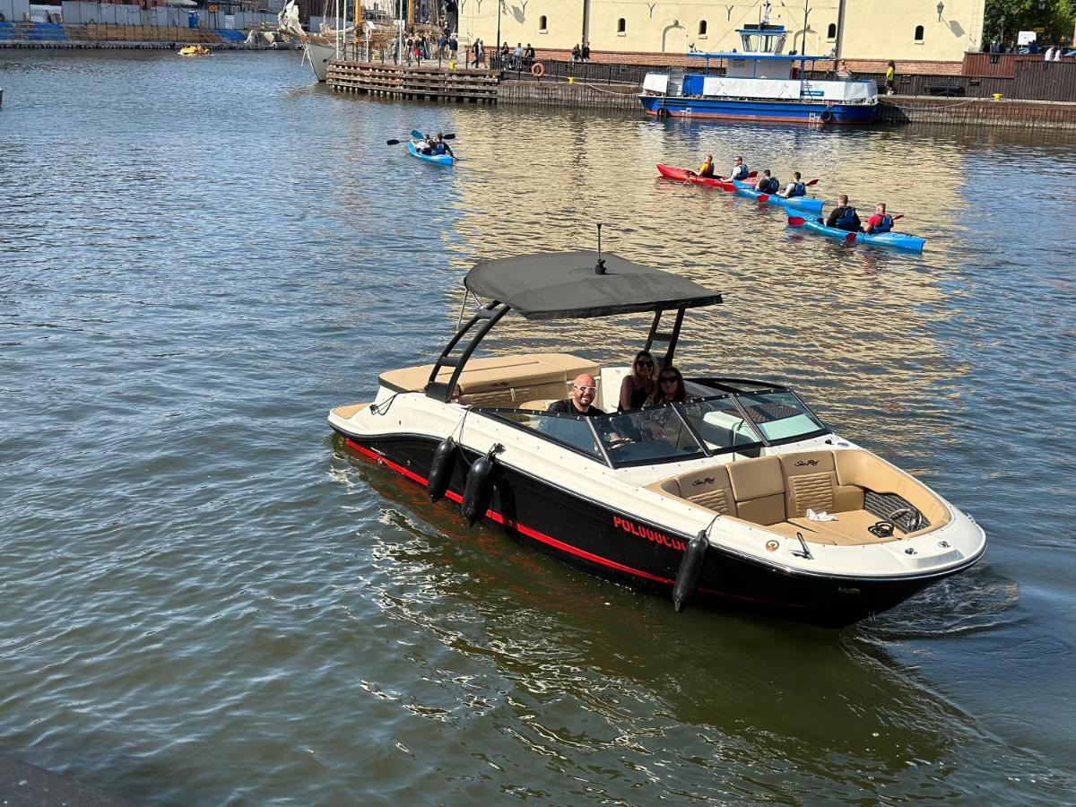 Nadmotlawie Apartament With Rent Motor Boat