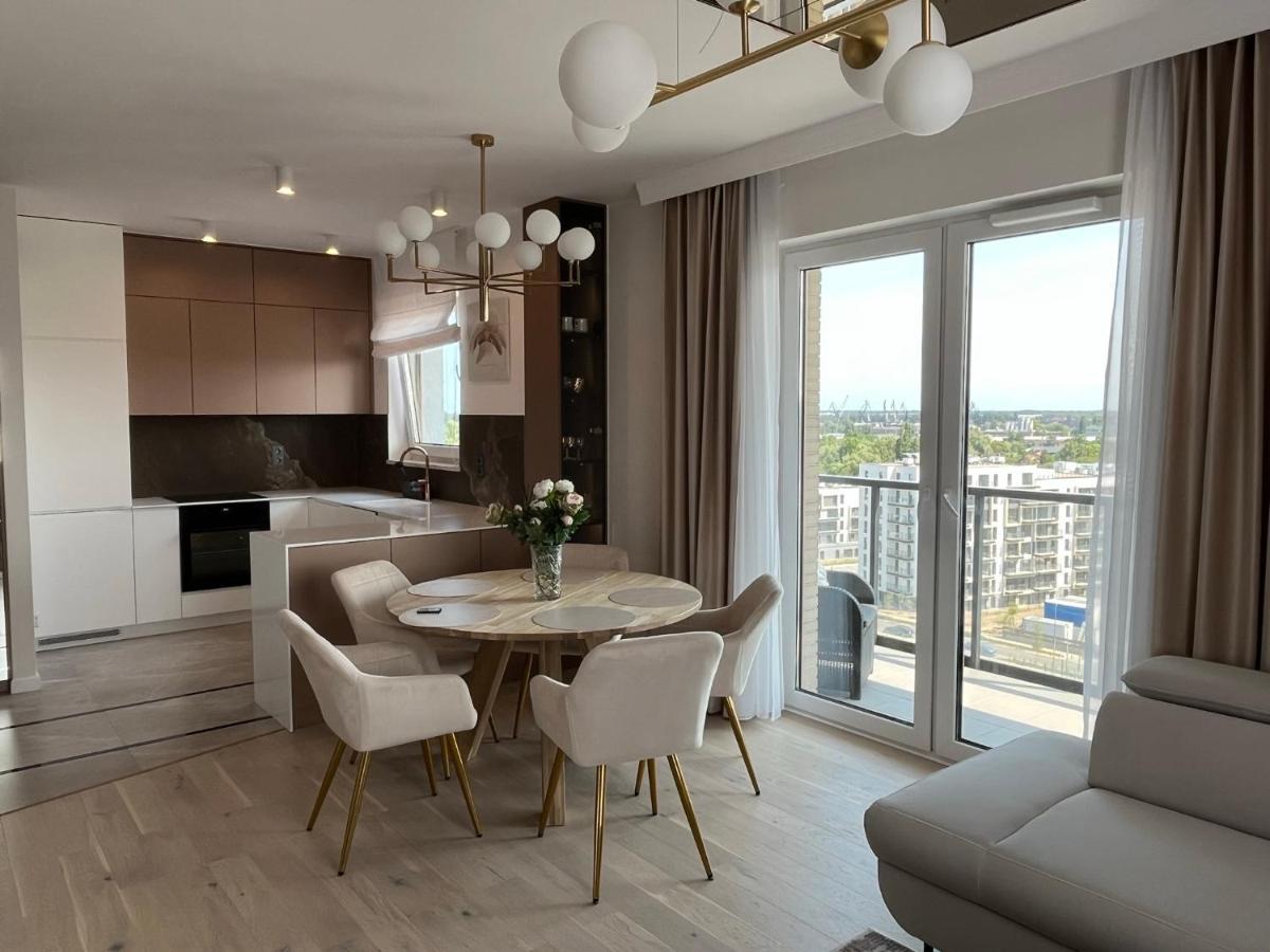 Apartment Nowa Letnica Tower- Premium