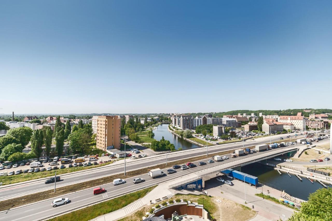 Apartment Old Town And River View