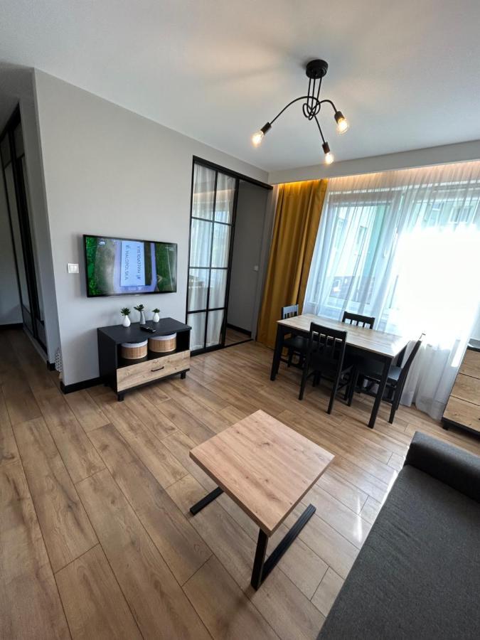 Nieborowska Loft - Stylish Lägenhet